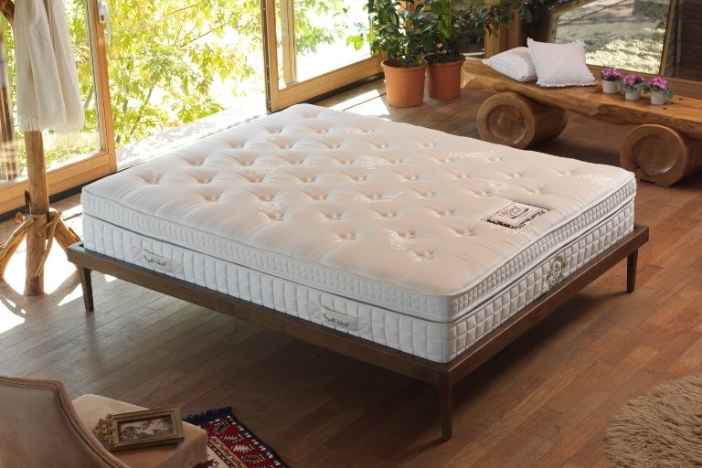 Royal Coil Opulence Mattress - Le Divano